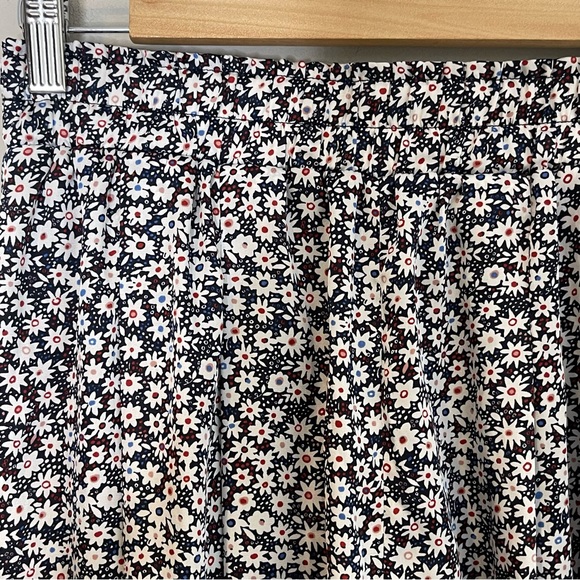 Uniqlo Womens Floral Pleated Elastic Waist A-Line Skort Size M - Picture 3 of 6
